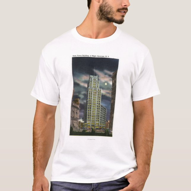 Camiseta Vista exterior da construção da torre do estado na (Frente)
