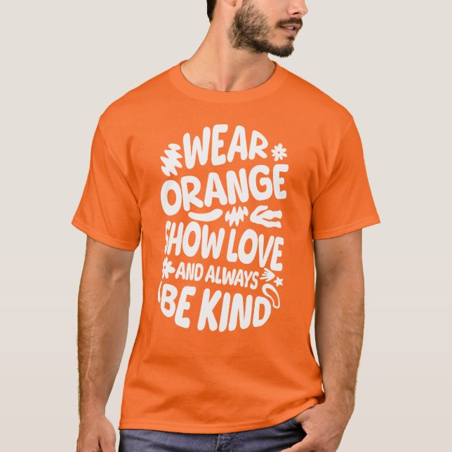 Camiseta Vista Laranja Show Love Be Kind (Frente)