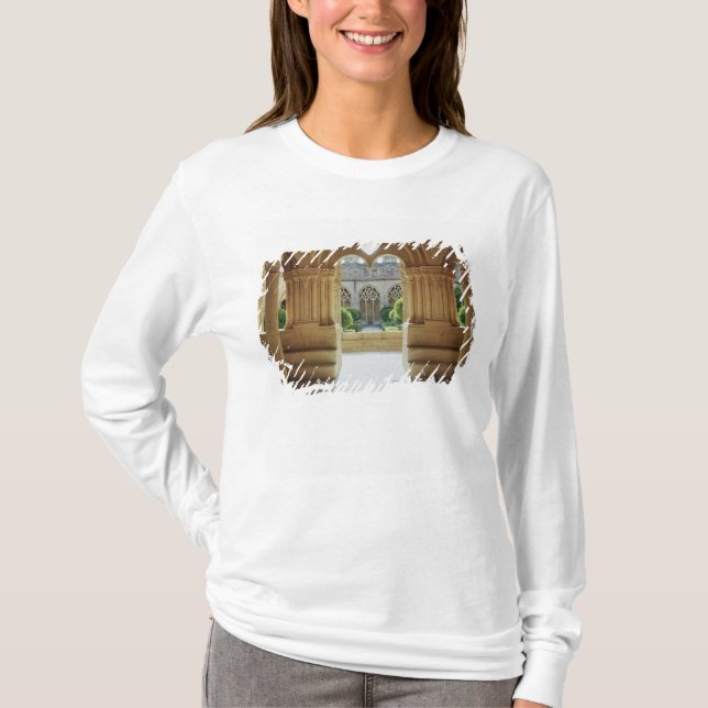 Camiseta Vista para o claustro do capítulo (Frente)