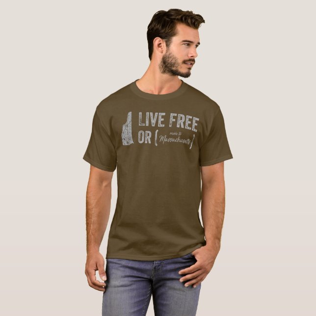 Camiseta Vive livre ou… (movimento a Massachusetts!) o (Frente Completa)