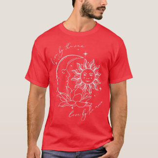 Camiseta Vivemos Pelo Amor Sol Pela Espiritualidade Da Lua.