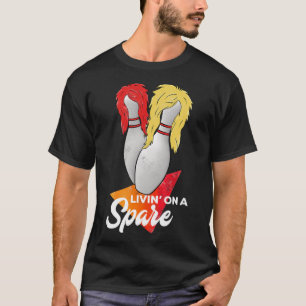 Camiseta Vivendo Em Uma Equipe Da Liga De Boliches Sobressa