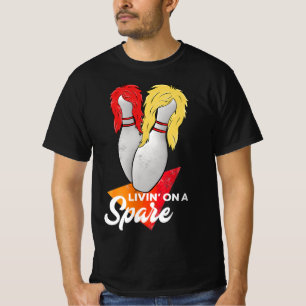 Camiseta Vivendo Em Uma Equipe Da Liga De Boliches Sobressa