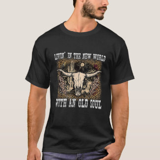 Camiseta Vivendo No Novo Mundo Com Um Velho Céu De Alma Tou