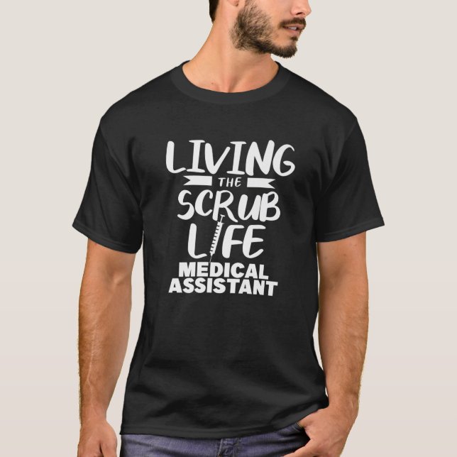 Camiseta Vivendo O Assistente Médico Da Vida Escrupulosa (Frente)