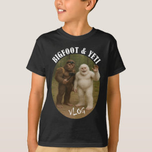Camiseta Vlog do Pé Grande e Amigo Camping Divertido Selfi