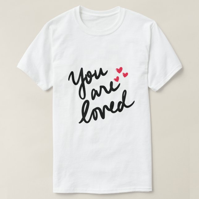 Camiseta Você É Amado – Tipografia de Afirmação (Frente do Design)