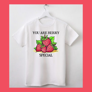 Camiseta Você É Berry Special Strawberry