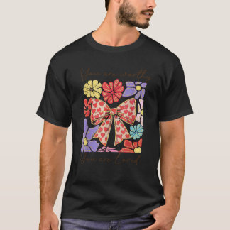 Camiseta Você É Uma Mulher Arco De Boho Flower Amada