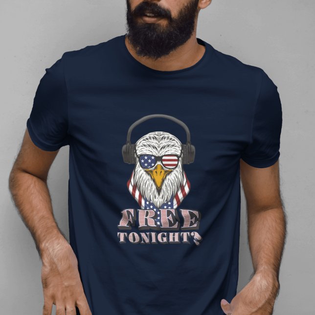 Camiseta você está livre hoje à noite? 4 de julho, águia-ca (Criador carregado)