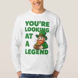 Camiseta Você Está Olhando Para Um Leprechaun de Desenho Le