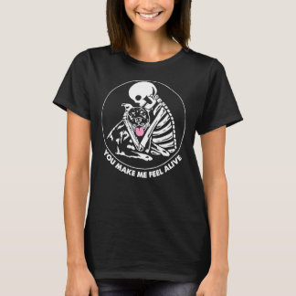 Camiseta Você Me Faz Sentir Vivo Esqueleto Abraça A Skele P