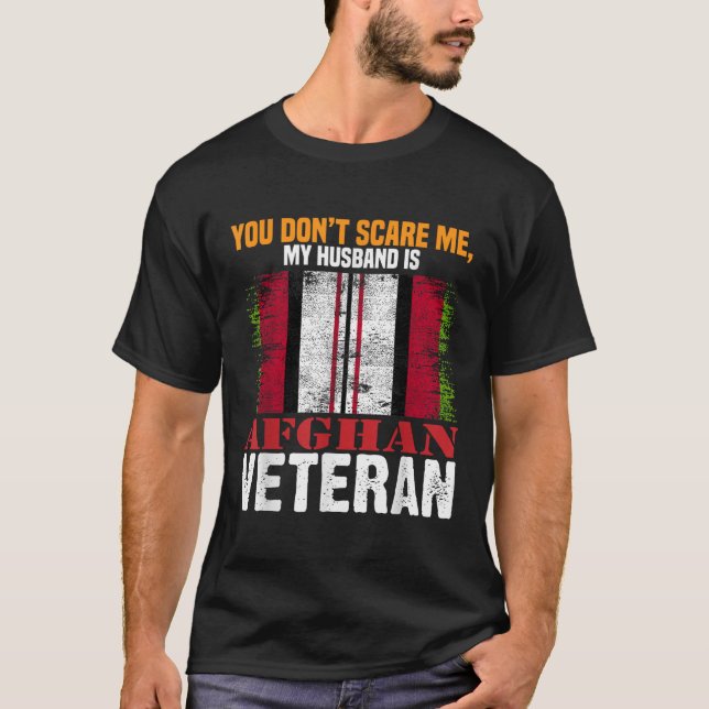 Camiseta Você Não Me Assusta Meu Marido É Afegão Veterano A (Frente)