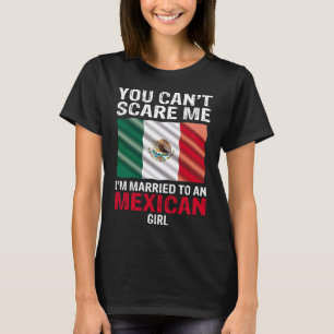 Camiseta Você não pode me assustar, eu sou casado com uma