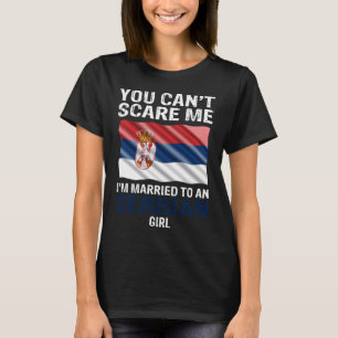 Camiseta Você não pode me assustar, eu sou casado com uma