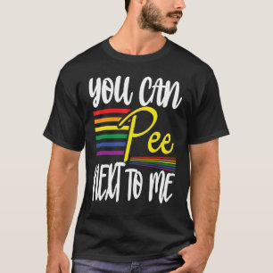 Camiseta Você pode fazer xixi ao meu lado com o jato arco-í