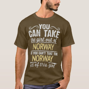 Camiseta Você Pode Tirar A Garota Da Noruega Mas Não Pode