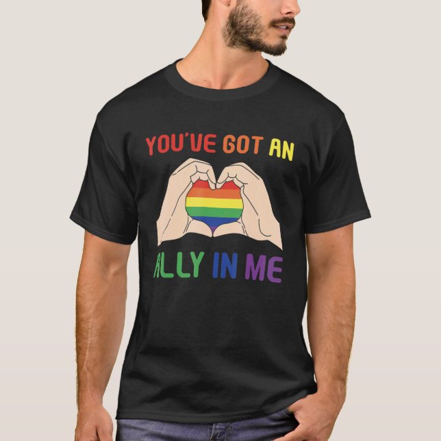 Camiseta Você tem um Aliado no Mês do Orgulho Lgbt (Frente)
