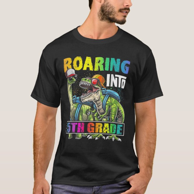Camiseta Voltando Ao Dinossauro Escolar No 5 (Frente)