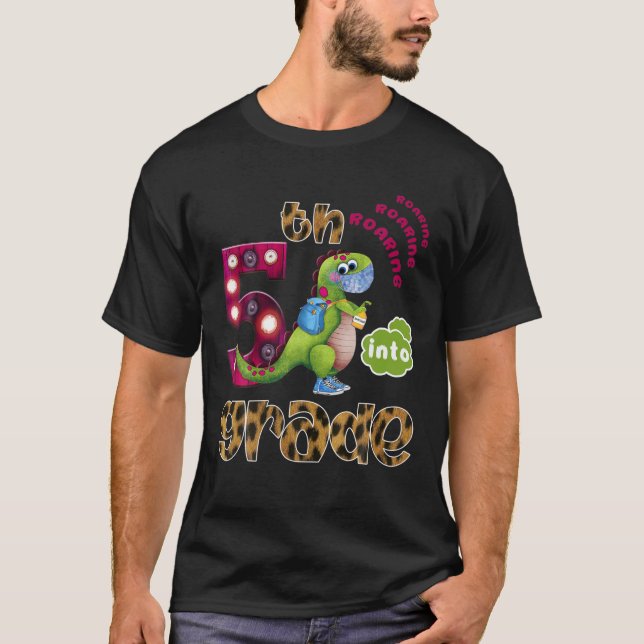 Camiseta Voltando Para A Equipe De Professores Da 5 (Frente)