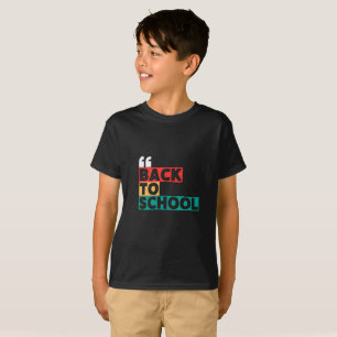 Camiseta Voltar à escola com um toque clássico e elegante