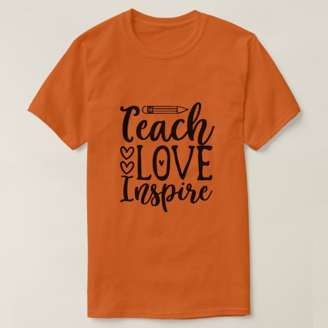Camiseta Voltar ao inspirador do amor ensinado na escola (Frente do Design)