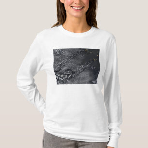 Camiseta Vortices da nuvem sobre as ilhas de Cabo Verde