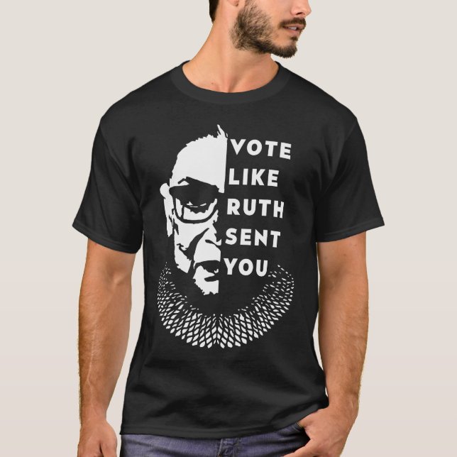 Camiseta Vote Como Ruth Enviou Você (Frente)