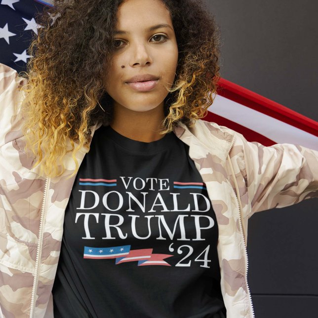 Camiseta Vote Donald Trump 2024 (Criador carregado)