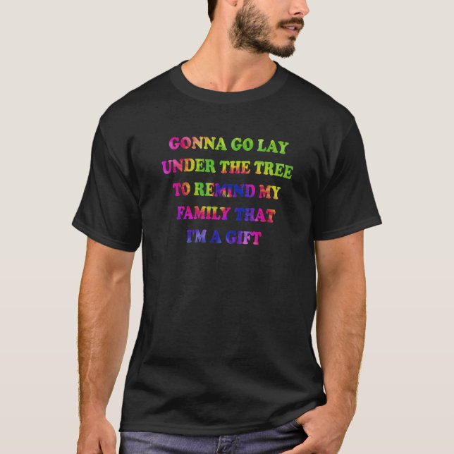 Camiseta Vou Deitar Debaixo Da Árvore Para Lembrar Minha Fa (Frente)