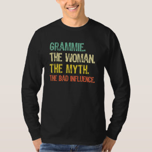 Camiseta Vovó A Mulher O Mito A Má Influência Vint