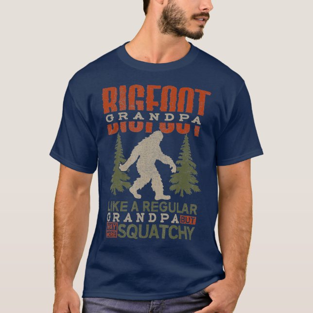 Camiseta Vovô Bigfoot Homens Gramatch Regulares (Frente)