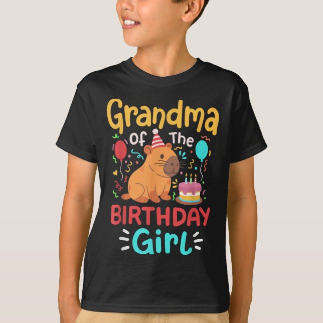 Camiseta Vovó Da Família Bday Capybara (Frente)