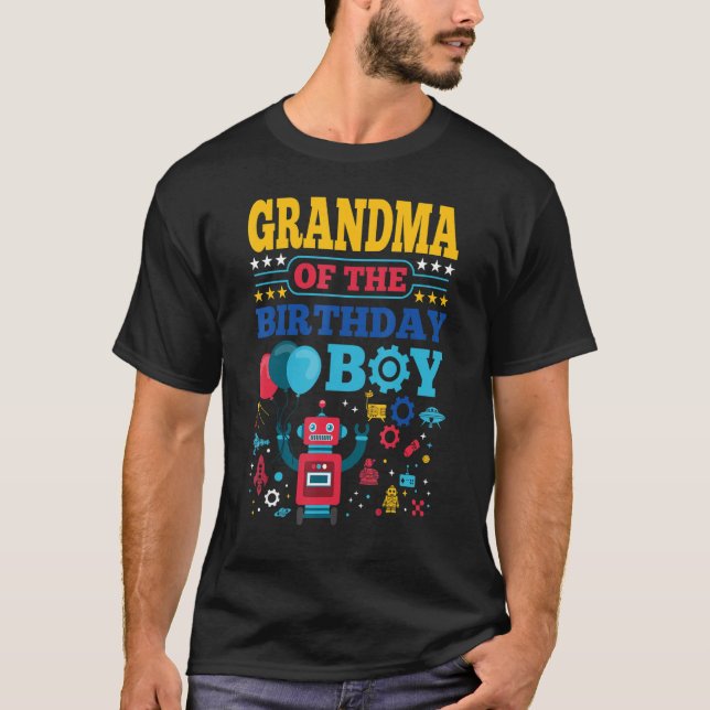 Camiseta Vovó da família de robôs do aniversário (Frente)