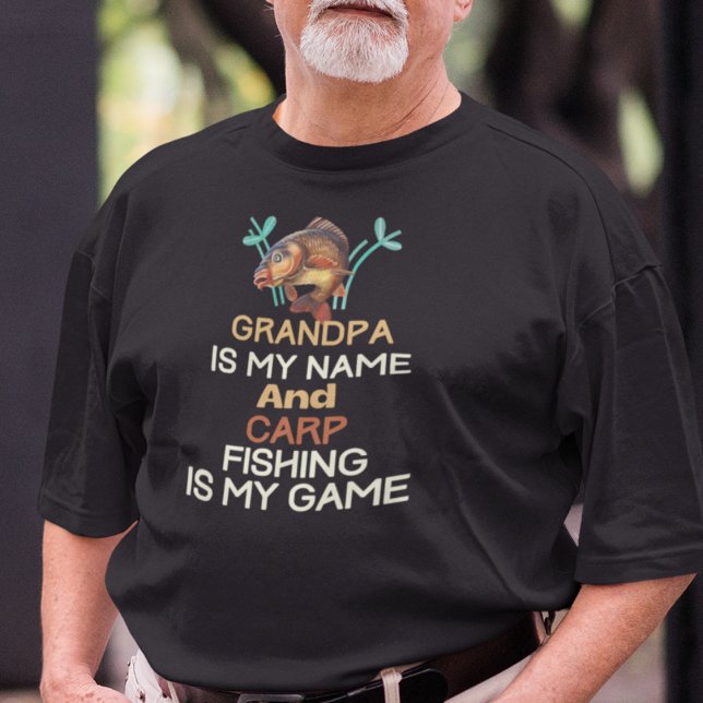Camiseta Vovô de Pesca Carp (Grandpa is My Name and Carp Fishing is My Game T-Shirt)