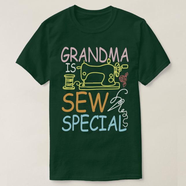 Camiseta Vovó é pequena. (Frente do Design)