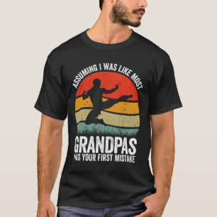Camiseta Vovô Kung-fu Uming Foi Seu Primeiro Erro Karat