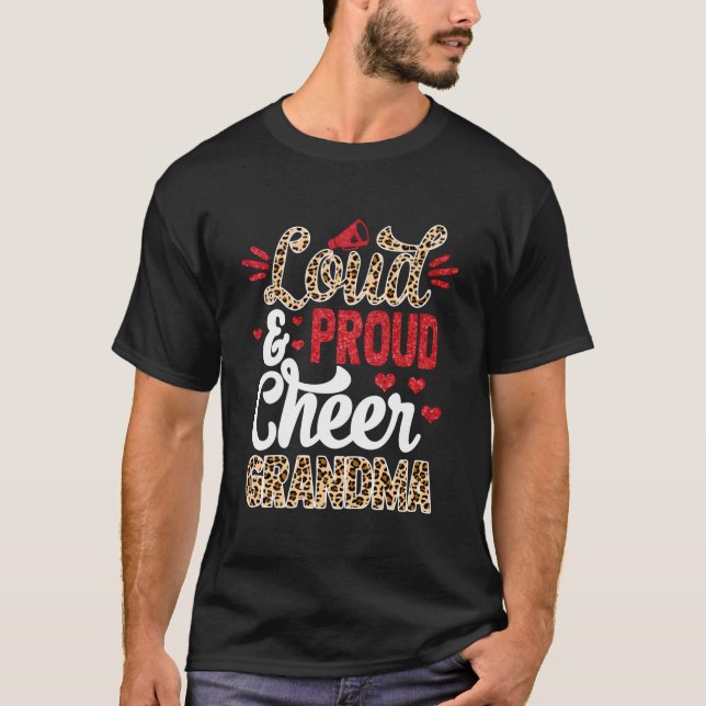 Camiseta Vovó Mais Viva Do Fã Impressão Leopardo E Pom Po (Frente)
