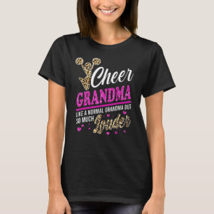 Camiseta Vovó Mais Viva Do Fã Impressão Leopardo E Pom Po