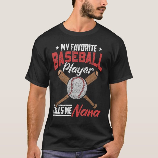 Camiseta Vovó Meu Jogador De Beisebol Favorito Me Chama De  (Frente)