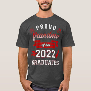 Camiseta Vovó orgulhosa de dois Formandos de 2022