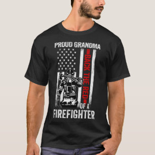 Camiseta Vovó Orgulhosa De Um Bombeiro De Trás Da América V