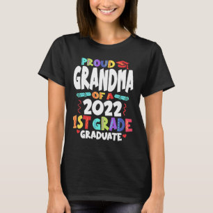 Camiseta Vovó Orgulhosa de um Formando 2022 de 1rua