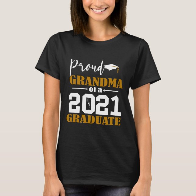 Camiseta Vovó Orgulhosa de um Formando branco 2021 (Frente)