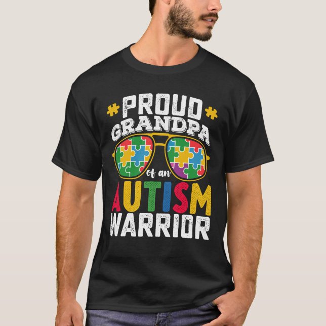 Camiseta Vovô Orgulhoso De Uma Família Guerreira Autismo (Frente)