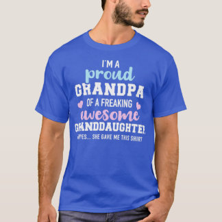 Camiseta Vovô orgulhoso de uma neta incrível
