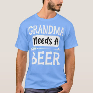 Camiseta Vovó Precisa De Cervejas De Bebendo Da Família Bee