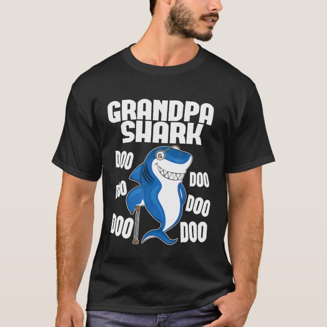 Camiseta Vovô Shark Doo Doo Doo Matching Family Tee (Frente)