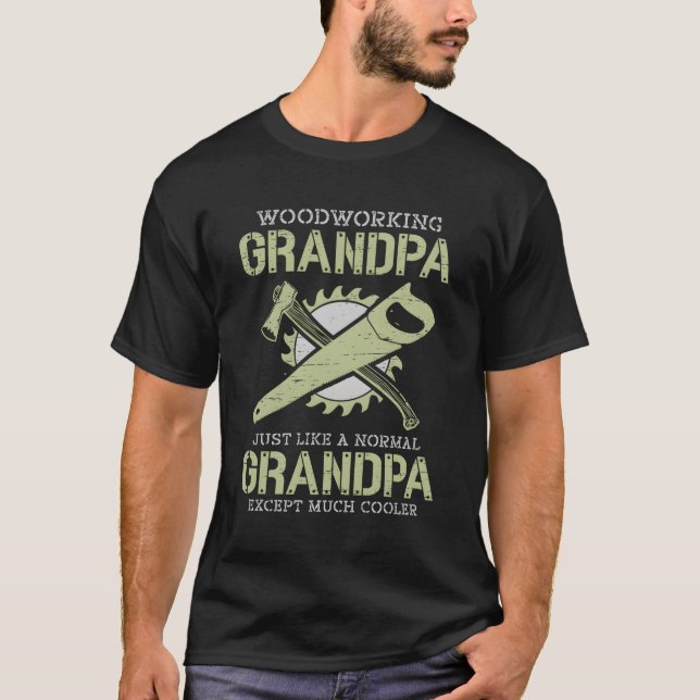 Camiseta Vovô Trabalhando Como Um Vovô Normal (Frente)