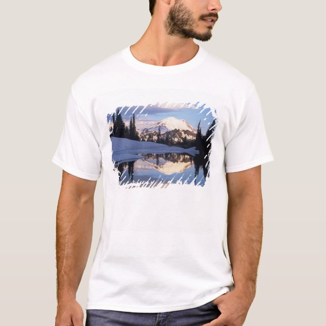 Camiseta WA, Parque Nacional Mt. Rainier, Mt. Rainier e nuv (Frente)